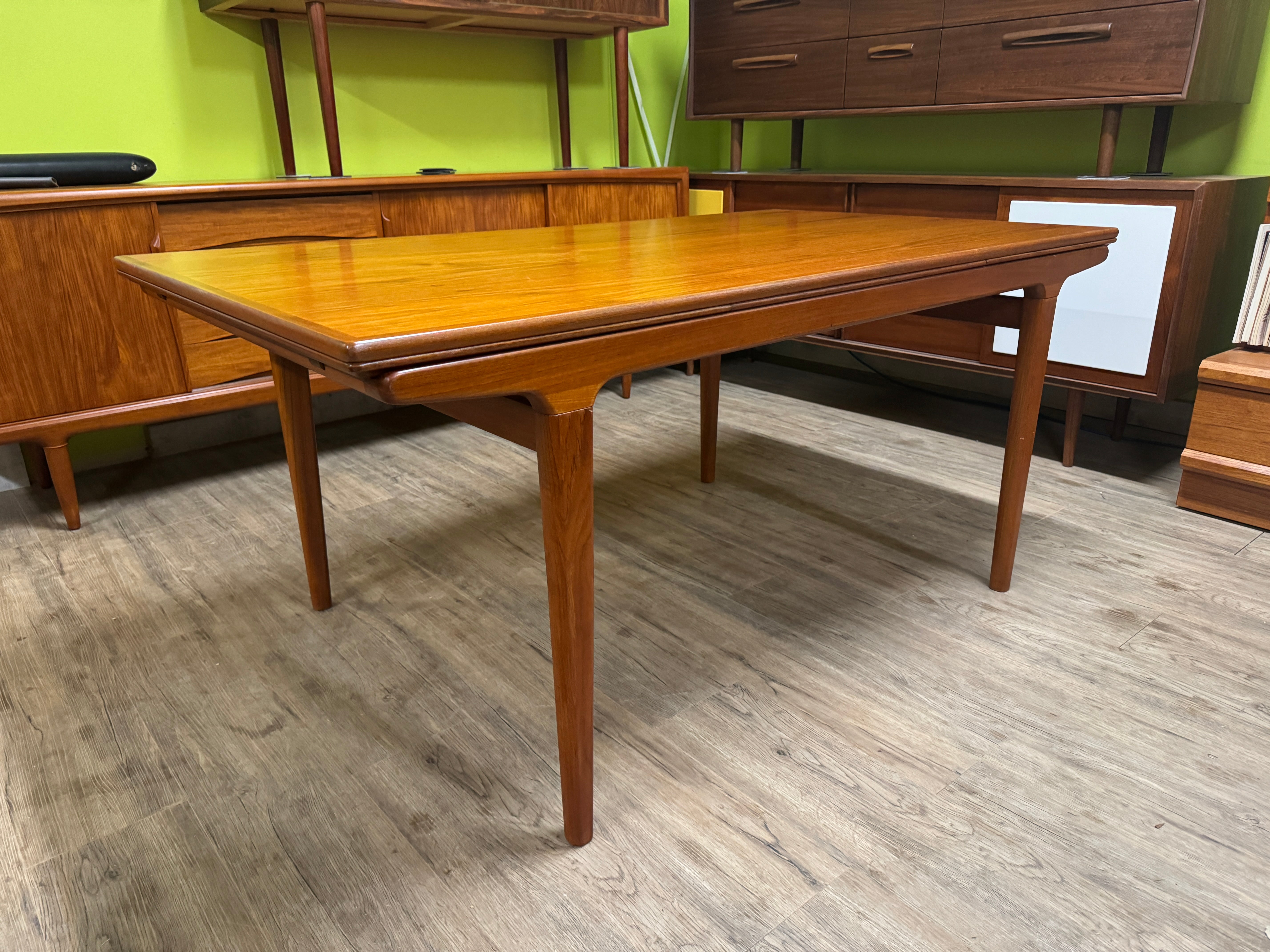 Denmark teak テーブル Mid Century Teak Dining Table from Denmark – Green Wall Vintage