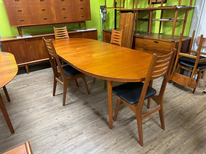 Sale!!! Mid Century Teak Dining table