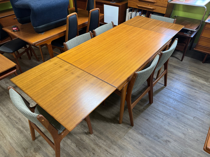 Mid Century Teak Dining Table from Denmark