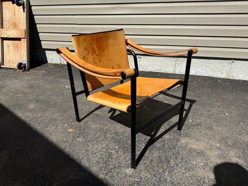 Post Modern LC1 Chair by Le Corbusier