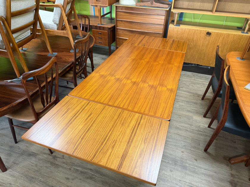 Mid Century Teak Dining Table from Denmark