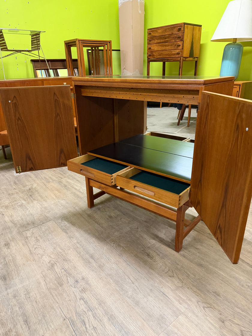 Mid Century Teak Bar