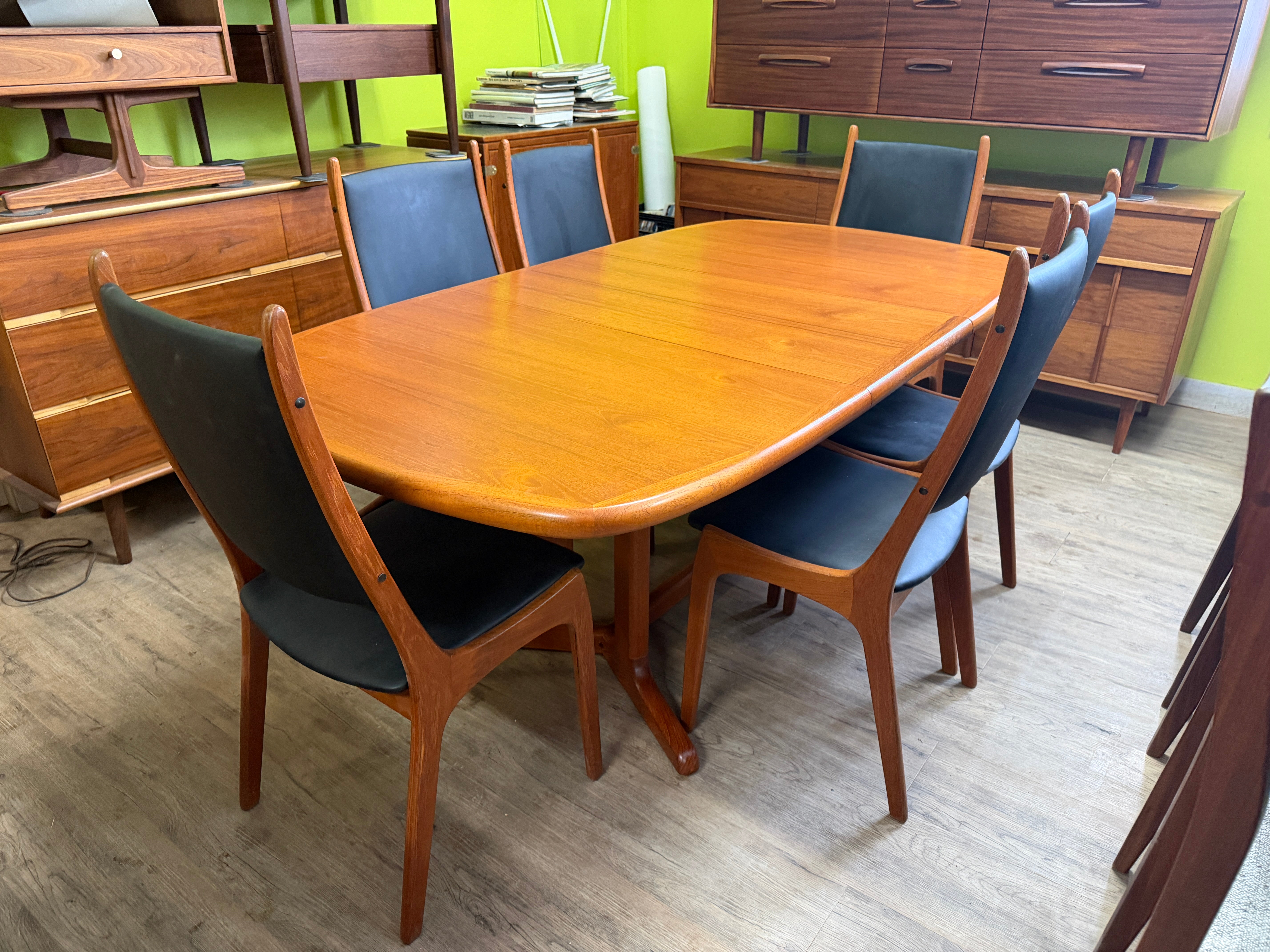 Sale!!! Mid Century Teak Dining Table – Green Wall Vintage