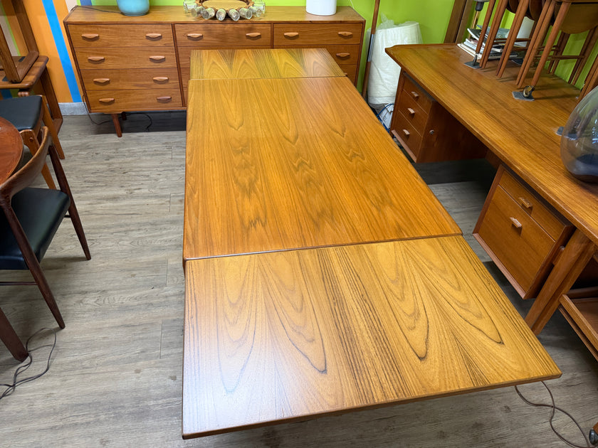 Mid Century Teak Dining Table from Denmark