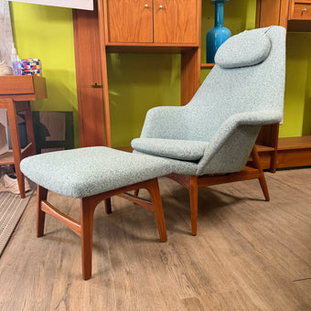 Mid Century Teak “Manta Ray” Lounge Chair and Ottoman